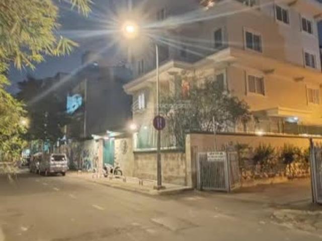 Bán Biệt Thự Cao Cấp Mặt Tiền Đường 15m, 4 Tầng, Nhỉnh 130 Tỷ, Căn Góc 3 Mặt Thoáng, P. Đakao Quận 1