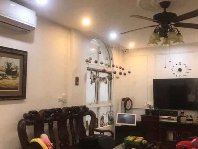 Bán Biệt Thự HuynDai Hillstate Tô Hiệu, Hà Đông, 200m2 x ngang 10m, giá 34 tỉ