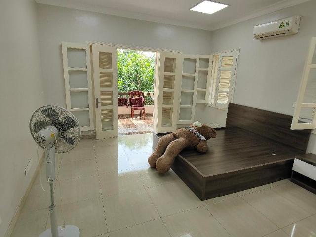 Bán Biệt Thự KĐT Ciputra, Mặt Đường Chính, 230m 60 Tỷ Hơn