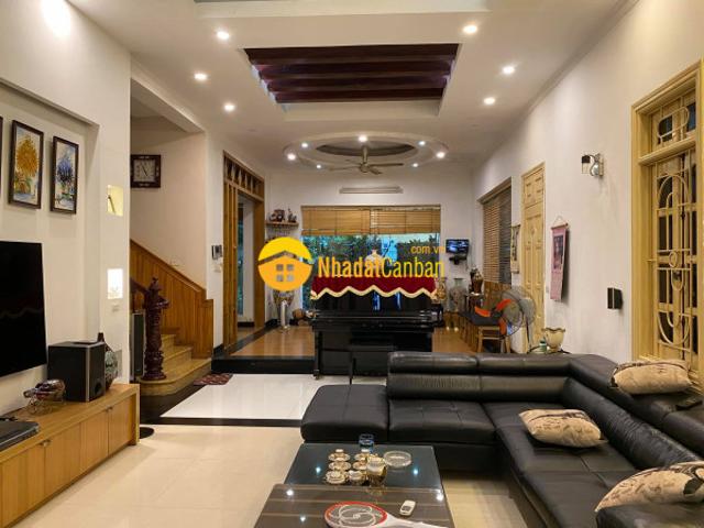 Bán biệt thự làng việt kiều châu âu, đẳng cấp, đẹp, độc, hiếm, 253 m2, 26.8 tỷ