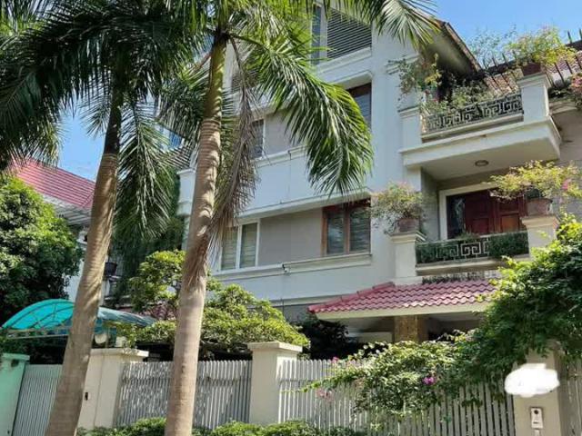 Bán Biệt Thự Linh Đàm #Linh Đường Hoàng Mai, Kinh doanh, vị trí đẹp, giáp hồ, 210m2, 14m Tiền