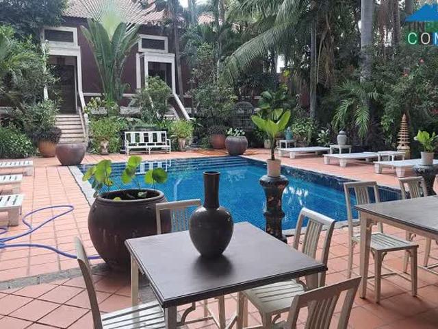 Bán biệt thự mặt tiền Nguyễn Thị Phố, Tân Đông Hiệp, Dĩ An, Bình Dương, 4130m2, 2 tầng, ngang 24m