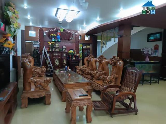 Bán Biệt thự Nguyễn Sơn gần chợ phường 18 ngang 8.1m 4PN nội thất sang+xịn giá tốt