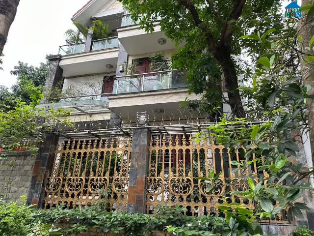 Bán Biệt Thự Phố Võng Thị Lô Góc 180M2 12M Mặt Tiền 59.5 Tỷ Ô Tô Tránh Gần Phố