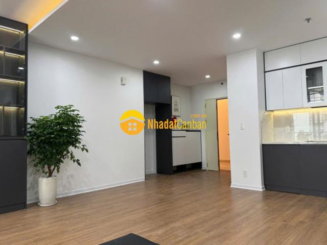 Ban biêt thư song lâp hai ba trưng oto thang may lô goc phô vip 280m2 4tâng măt tiên 9m