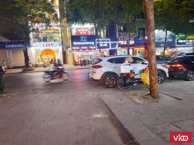 Bán BT 4 tầng Làng Việt Kiều Châu Âu, DT 147m, mặt tiền 8m, giá 23 tỷ có thương lượng