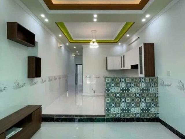 Bán gấp nhà 93m2 Giá 660tr SHR ở xã Tân Hiệp Huyện Hóc Môn, Vỡ nợ Gấp!