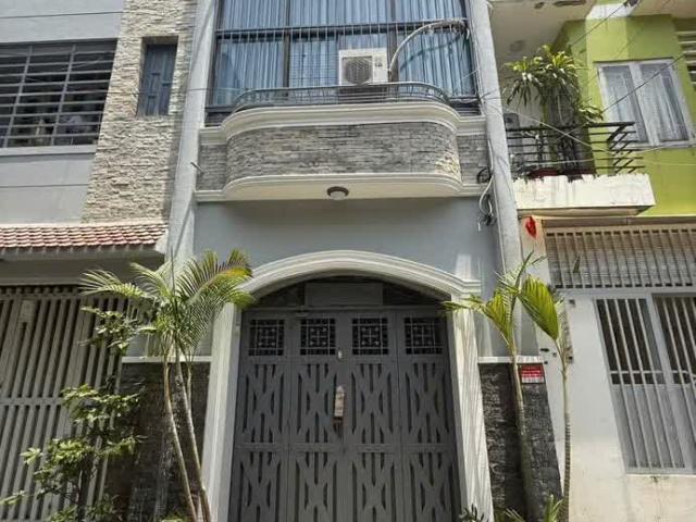 Bán gấp Nhà 2 mặt hẻm, trung tâm Gò Vấp, sổ hồng riêng, xe hơi đỗ cửa, giá chỉ 8 tỷ