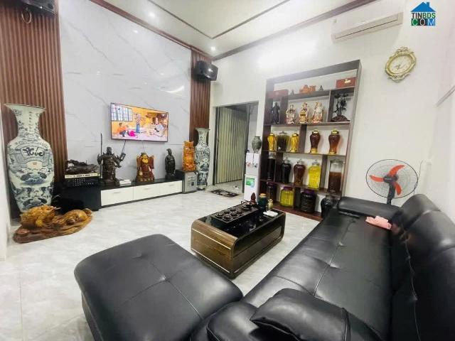 Bán gấp nhà 2 tầng mặt phố Bế Văn Đàn, 53m2, mặt tiền 3.3m, 2 mặt thoáng, kinh doanh, giá 16 tỷ