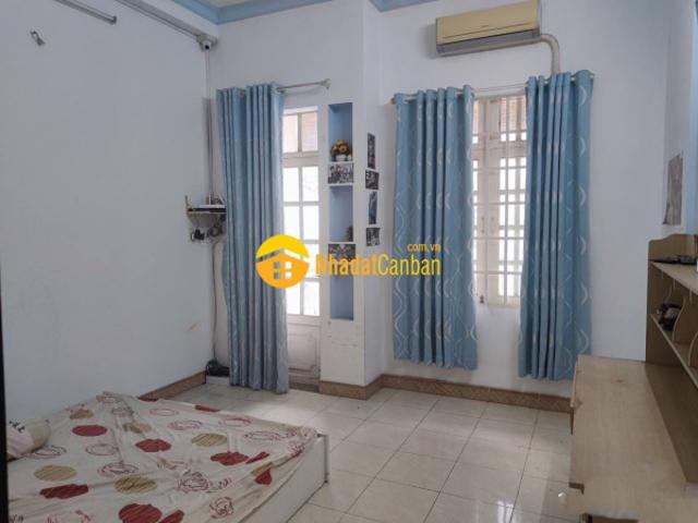 Bán gấp nhà 3 tầng 60m2 hxh né nhau nhà 1 sẹc vườn lài, tân phú giá nhỉnh 6 tỷ