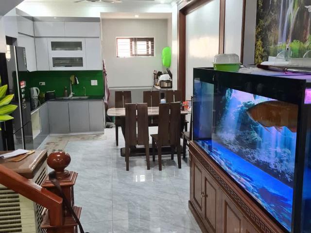 Bán gấp nhà 3.5 tầng Nhỉnh 15 tỷ mặt tiền kinh doanh đại lộ Nguyễn Hữu Thọ