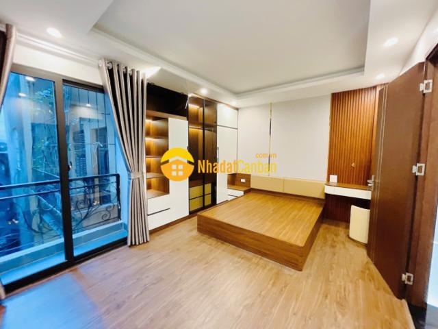 Bán gấp nhà trần khát trân, hai bà trưng, nhà đẹp full nội thất, gần phố