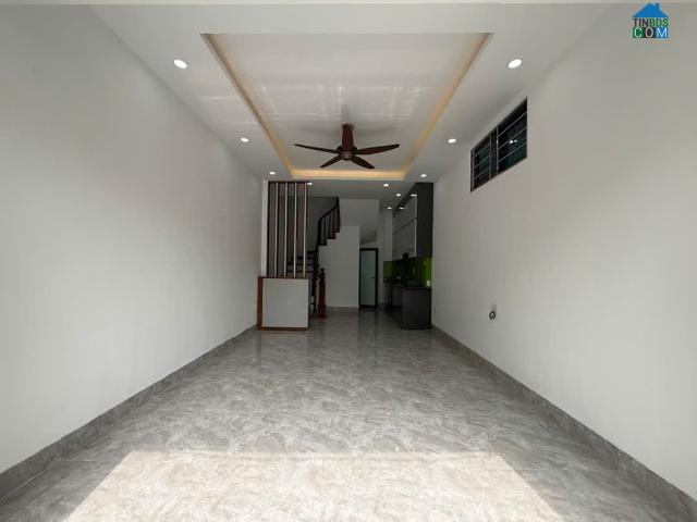 Bán gấp Nhà An Trai, 30.4m, 5 tầng, nội thất xịn, ô tô đỗ cổng, View hồ thoáng mát