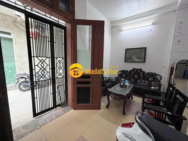 Bán gấp nhà lê quang đạo mỹ đình 2 mặt thoáng ô tô gần nhà