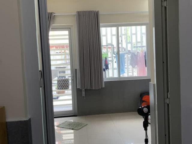 Bán gấp nhà mới ở ngay MT Nguyễn Sơn 76m2 siêu mềm 6.9 tỷ