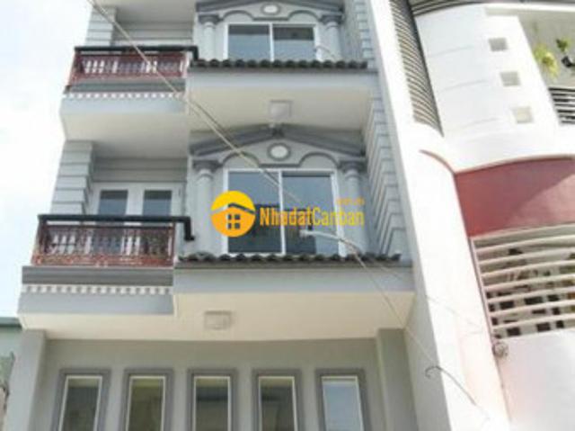 Bán gấp nhà mặt tiền 1 trệt 3 lầu đường bà huyện thanh quan hướng đông nam