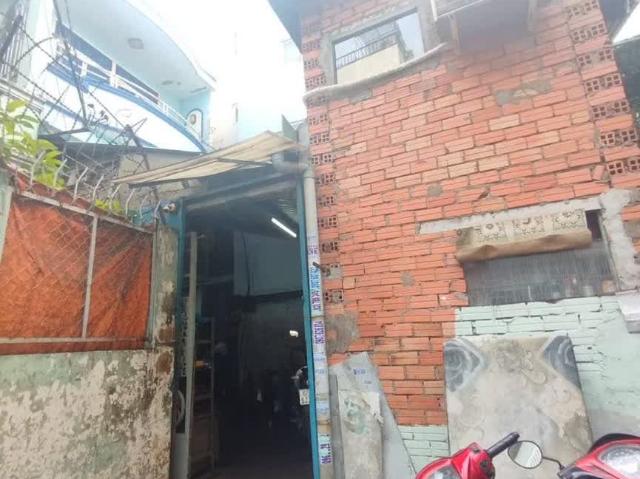 Bán gấp nhà nát tiện xây mới 76m2 Liên tỉnh 5 Quận 8 giá 4.5ti còn TL