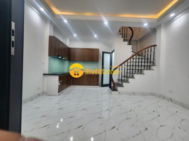 Bán gấp nhà phố tương mai, hai bà trưng, nhà đẹp ở luôn, lô góc, ngõ thông