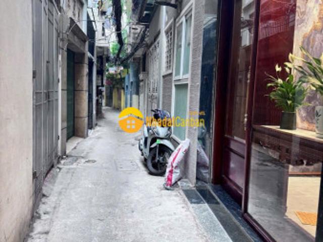 Bán gấp nhà phố trương định, hai bà trưng, nhà dân xây, ngõ rộng gần phố