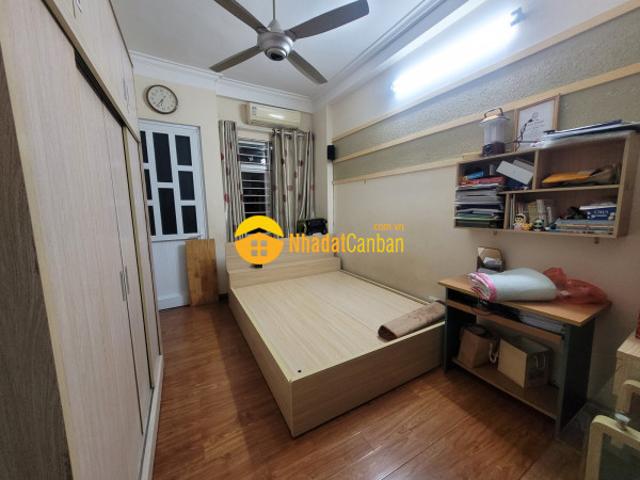 Bán gấp nhà phố phương liệt, thanh xuân, nhà dân xây, ngõ thoáng, gần hồ
