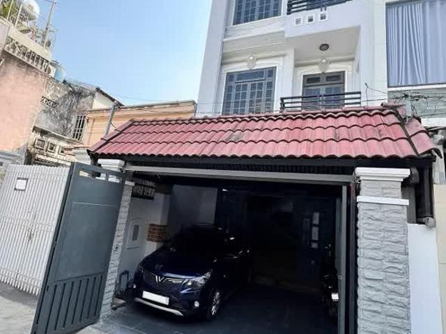 Bán gấp nhà riêng 4PN, 5WC, giá tốt tại Trường Chinh, Tân Hưng Thuận, Q12, HCM