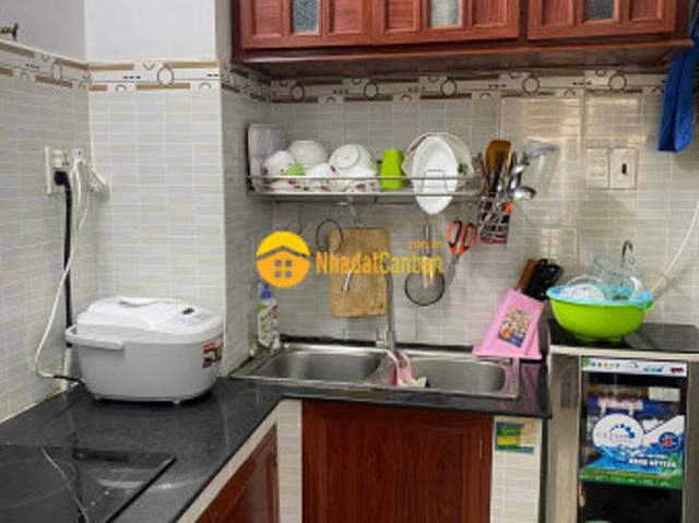 Bán gấp nhà sát hxh 4t 3pn chỉ nhỉnh 3 tỷ ni sư huỳnh liên tân bình