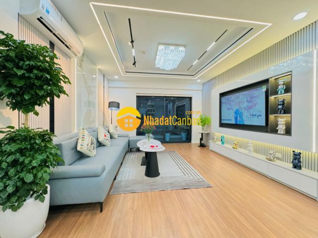Bán gấp căn 3n tòa vip r1 nội thất hiện đại