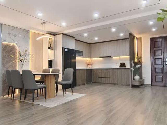 Bán gấp căn hộ VOV Mễ Trì, 60m2, 2PN, giá nhỉnh 5 tỷ