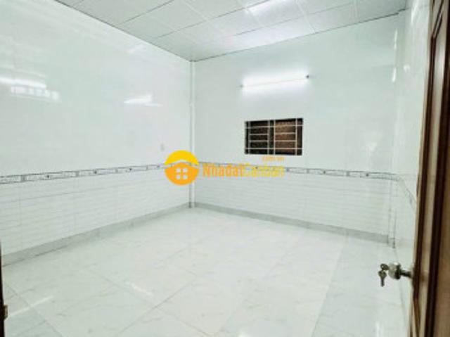 Bán gấp căn nhà cấp 4, bà điểm, hóc môn. 930triệu. Sổ hồng riêng