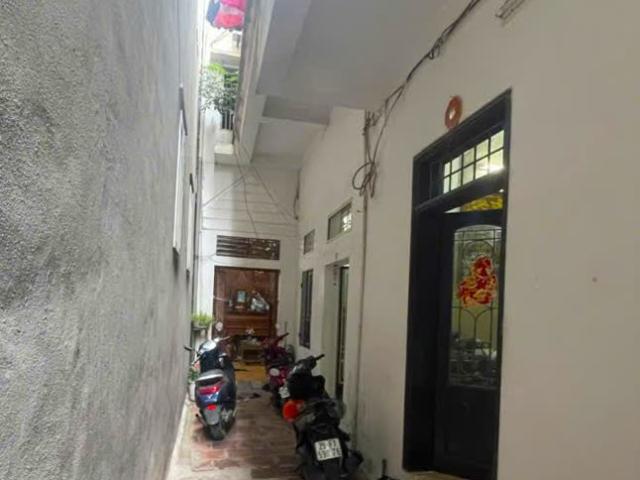 Bán Gấp Căn Nhà Vị Trí Vàng Sát Mặt Phố Hoa Lâm, Việt Hưng, Long Biên