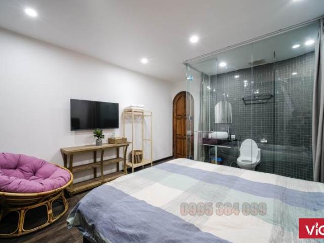 Bán Gấp căn nhà xinh màu xanh, giá cực rẻ