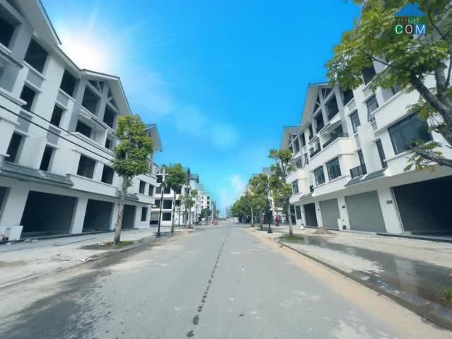 Bán gấp cắt lỗ nhàLiền Kề 25 khu đô thị Hinode, dt 100m2 mặt tiền 5m, cạnh đường 30 view biệt