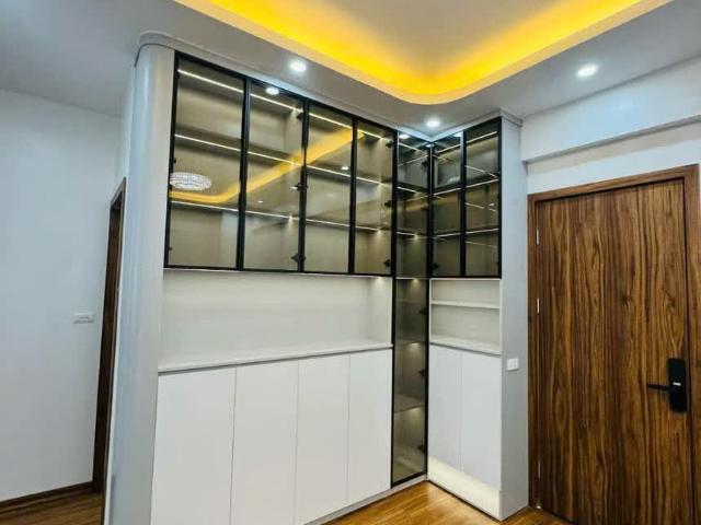 Bán gấp CHCC, Tòa C5 Nguyễn Cơ Thạch, DT 80m2, 3 PN, Mỹ Đình, Nam từ Liêm, 5,05 tỷ