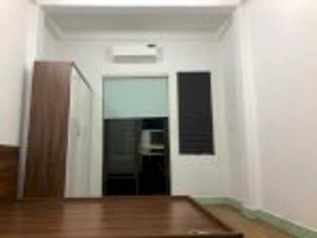 Bán Gấp Giá Rẻ Căn Hộ Khép Kín Mặt Phố Phúc Tân Căn Hộ 20M2, 680 Triệu Hoàn Kiếm