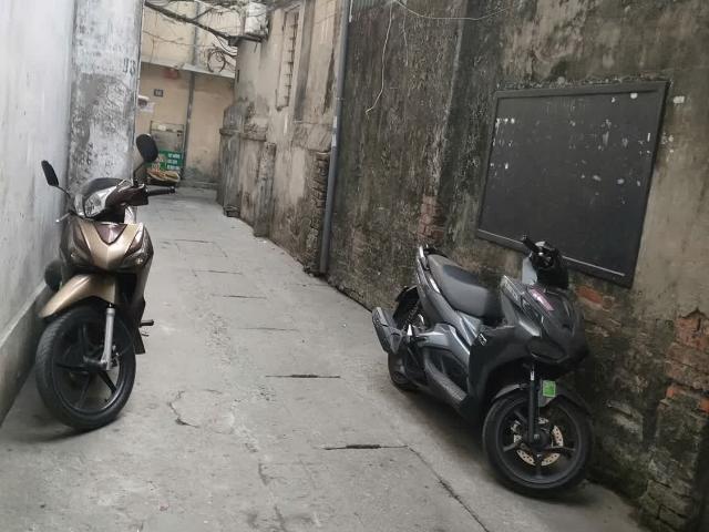 Bán gấp giá rẻ Giải Phóng 70m, cấp 4, mặt tiền 4.5m, 1.1 tỷ Hoàng Mai