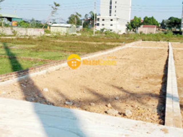 Bán gấp lô đất 110,8m2 ngay sát doanh trại quân đội và chợ hòa lạc