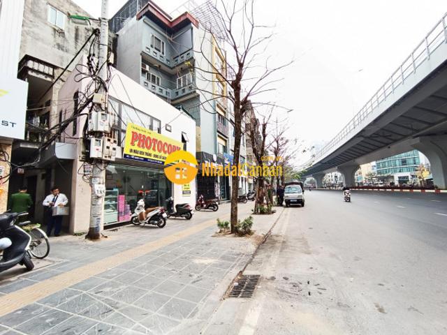 Bán gấp phố minh khai, ô tô, dt 45m, 3 tầng, mt 4m, giá chào 5 tỷ 8, lh 0984417