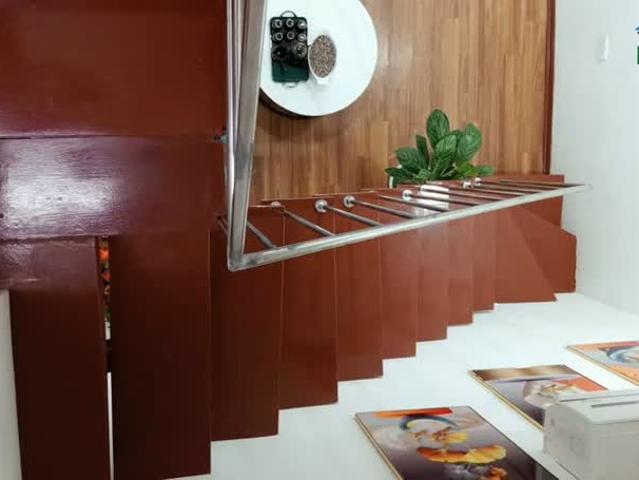 Bán gấp tt c5 ngõ 15.4 Quỳnh Lôi 15/45m