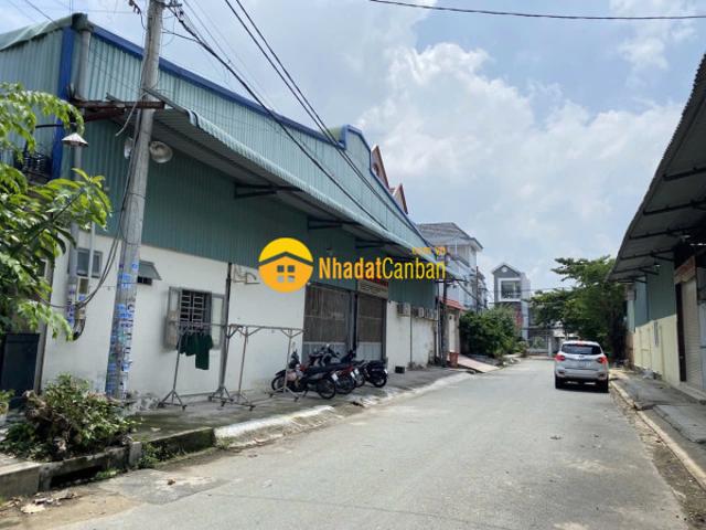 Bán gấp đất 2 mặt tiền quốc lộ 13, hiệp bình phước, thủ đức, dt 547m2, 24x24 giá 35 tỷ