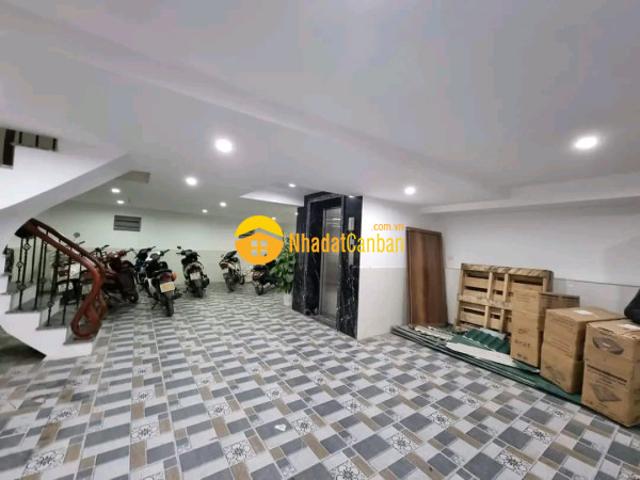 Bán gấp tòa nhà apartment tây hồ trích sài 105m 10 tầng hầm thang máy dòng tiền