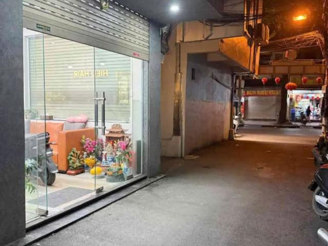 Bán gấp nhà Nguyễn Khánh Toàn, 40m2x6T, ngõ Maybach, 12m ra phố, kinh doanh, 12tỷ