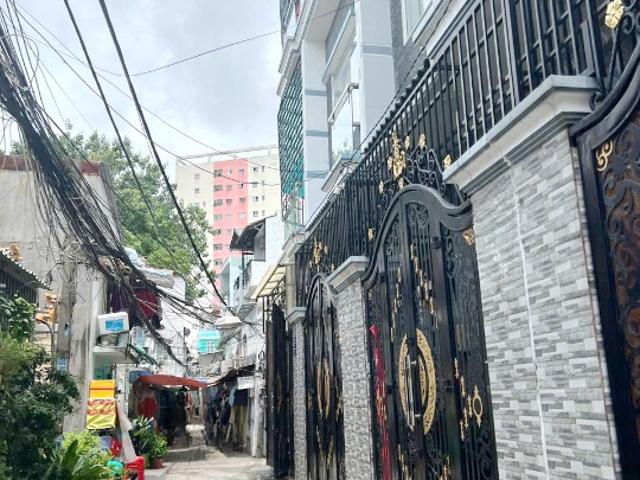 Bán dãy nhà trọ 9x17m hẻm 141 Tám Danh P4Q8. Giá 11 tỷ