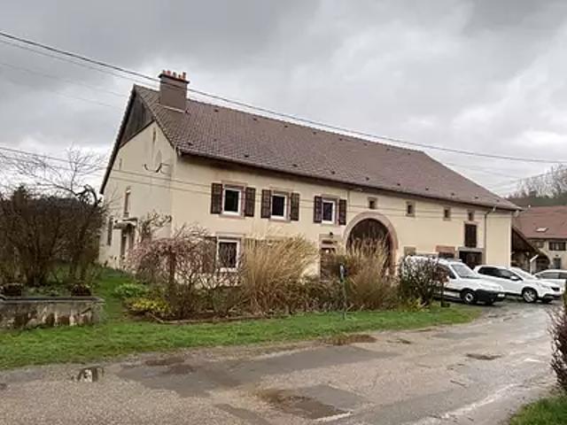 Ban de Laveline 88520 Achat / Vente maison 5 pièces t5 au dernier étage cave
