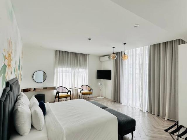 Bán khách sạn bùi thị xuân kinh doanh 58 phòng đẹp xịn cách hồ xuân hương 400m