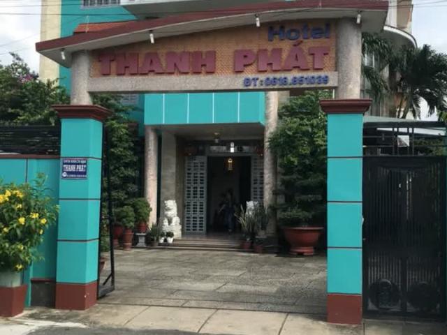 Bán khách sạn 42 phòng hơn 800m2 MT đường lớn Hoàng Minh Chánh, xã Hóa An, 35 tỷ. Lh: 0909607