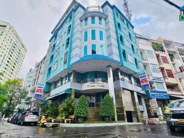 Bán khách sạn 75 Hoàng Sa ngang khủng Thu nhập 500 triệu/tháng hầm 8 tầng 36 phòng