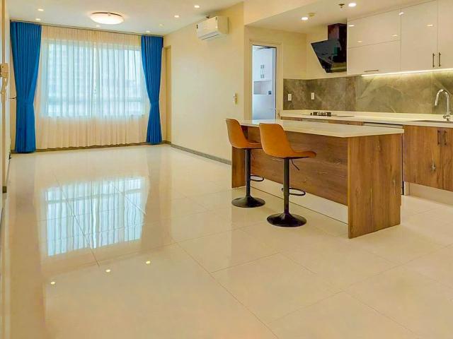 Bán hoặc cho thuê Căn hộ tại Tropic Garden gồm 2 phòng ngủ tầng thấp view đẹp với diện tích 88m2