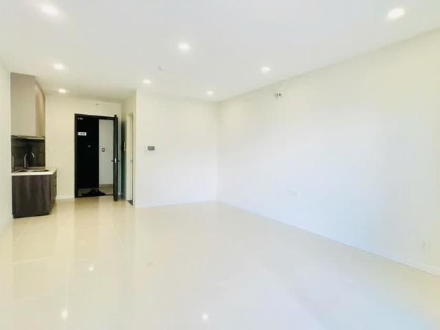Bán Officetel Lavida 37m2 giảm giá bán nhanh 2.450 tỷ ALL IN, hướng Nam mát mẻ. LH 0938839
