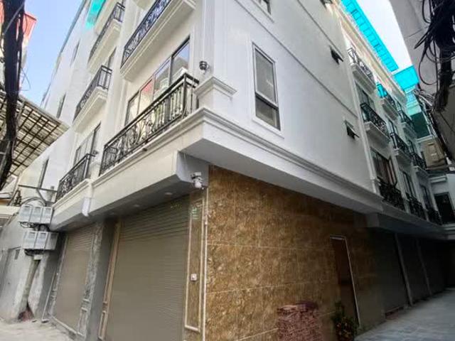 Bán lô 8 căn Ngõ Quỳnh ngõ nông, nhà mới đẹp, trước nhà rộng 4m DUY NHẤT còn lại ở HBT
