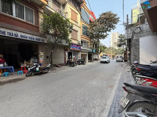 Bán Mặt phố Thịnh Liệt, Hoàng Mai. DT 45m2 6T Mặt tiền 3.5m giá: 22.6 tỷ. LH 0383426 Thu